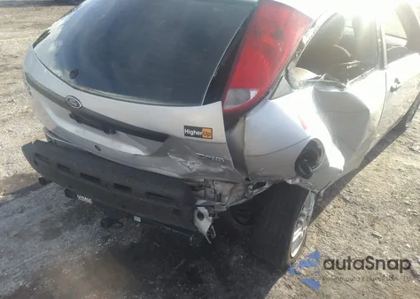 2006 Ford Focus Zx3 из США, поврежденный, VIN 1FAFP31N36W158006